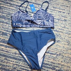 Cupshe Navy and White Bikini Set